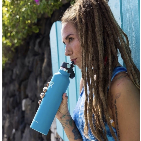 Hydro Flask Straw Bottle - Picture 2 of 9